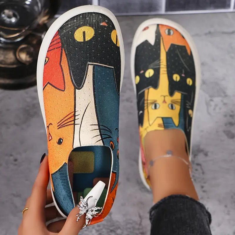 Elegant Women's Colorful Lightweight Women's Casual Slip-On Sneakers - Vintage Style, Cat World Print