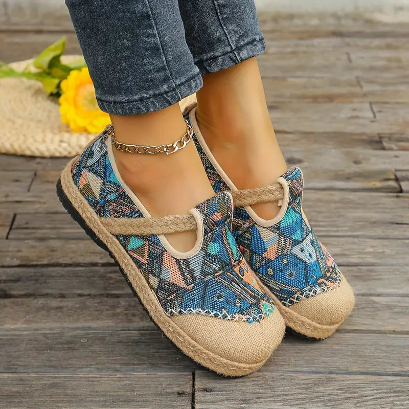 Elegant Women's Women's Casual Espadrille Shoes, Tribal Pattern Slip-on Flats, Comfortable Breathable Round Toe Shoes