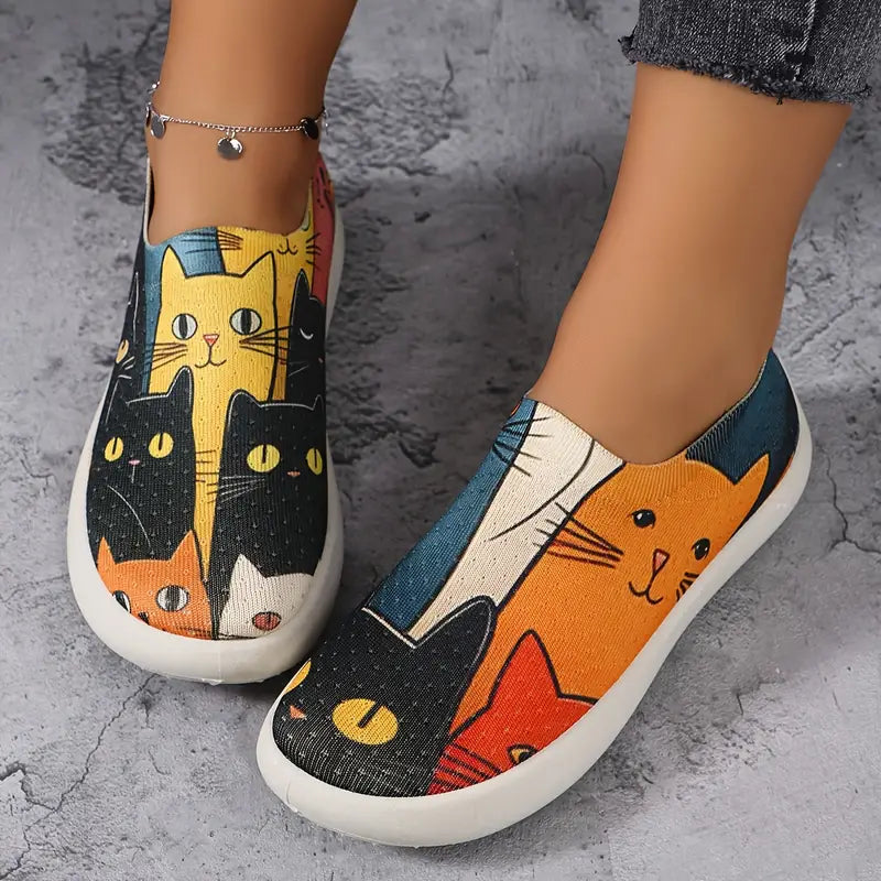 Elegant Women's Colorful Lightweight Women's Casual Slip-On Sneakers - Vintage Style, Cat World Print