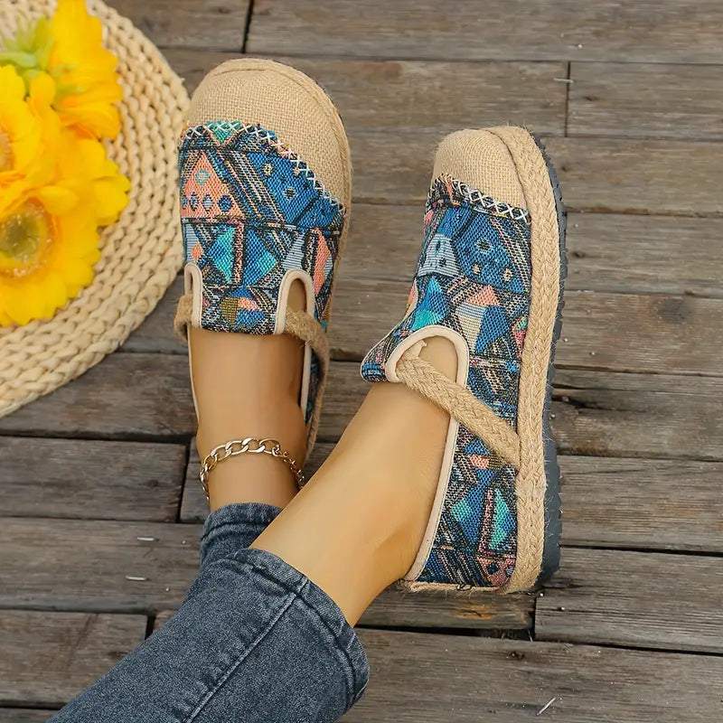 Elegant Women's Women's Casual Espadrille Shoes, Tribal Pattern Slip-on Flats, Comfortable Breathable Round Toe Shoes